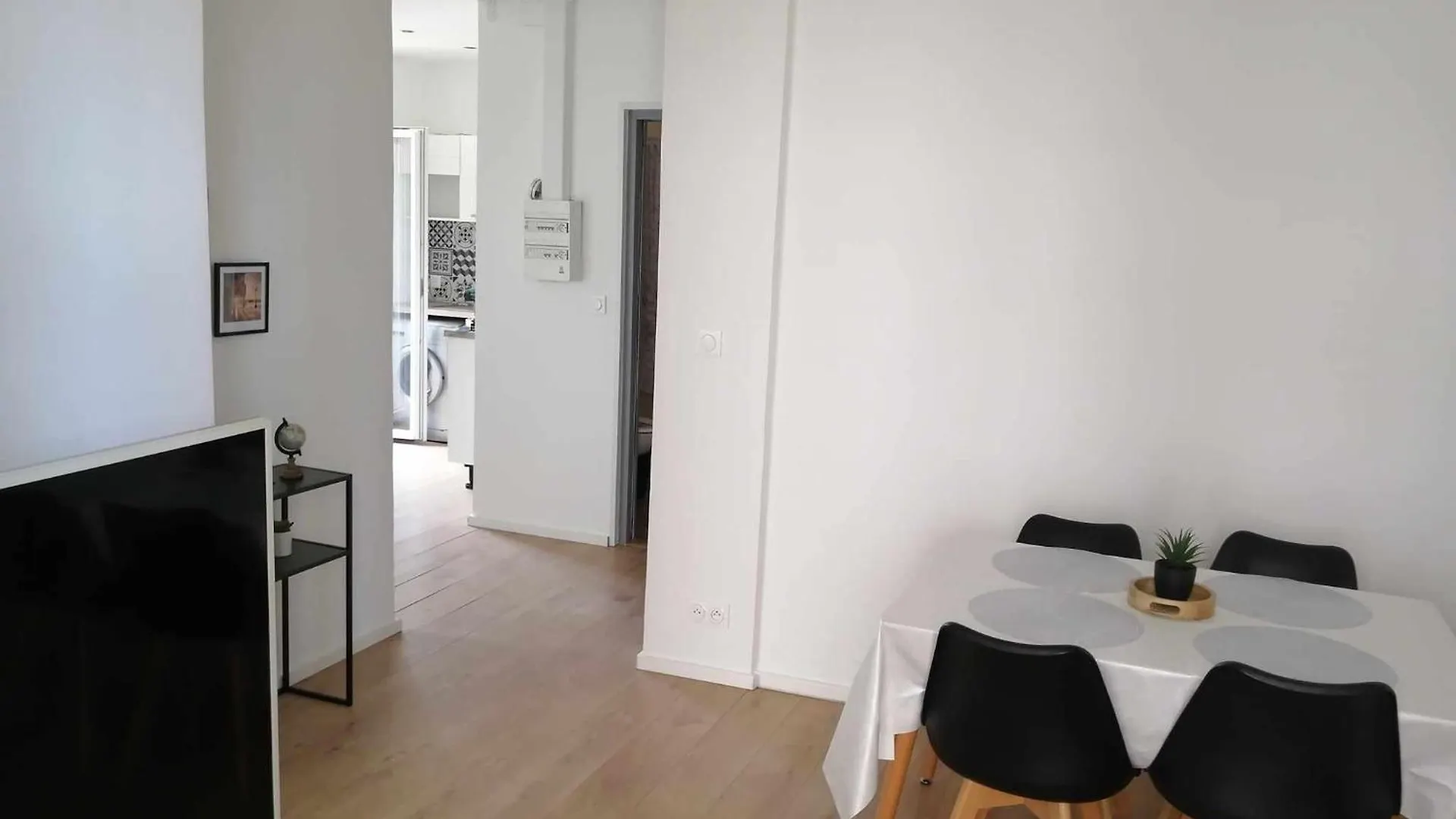 Апартаменты Le Castel St Roch Тулон